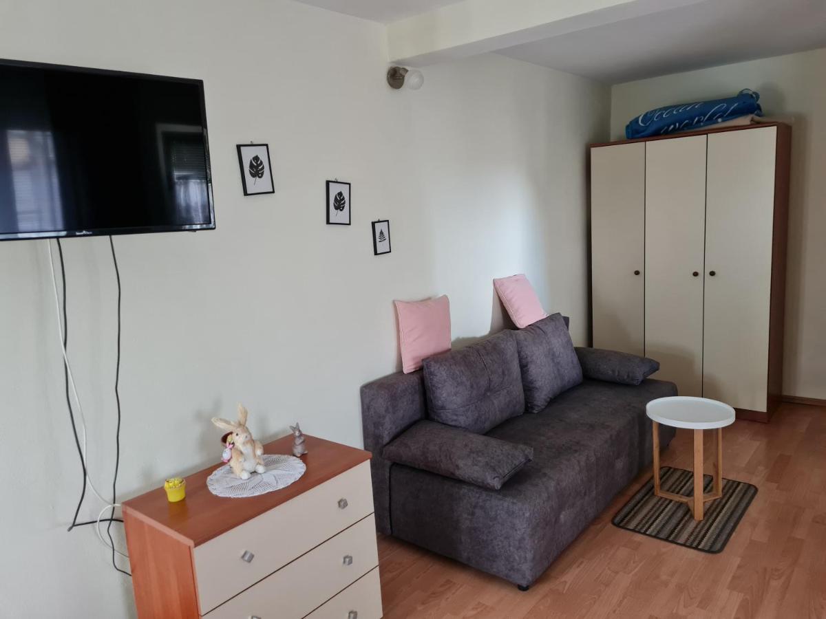 Apartments Bosnjak シベニク エクステリア 写真
