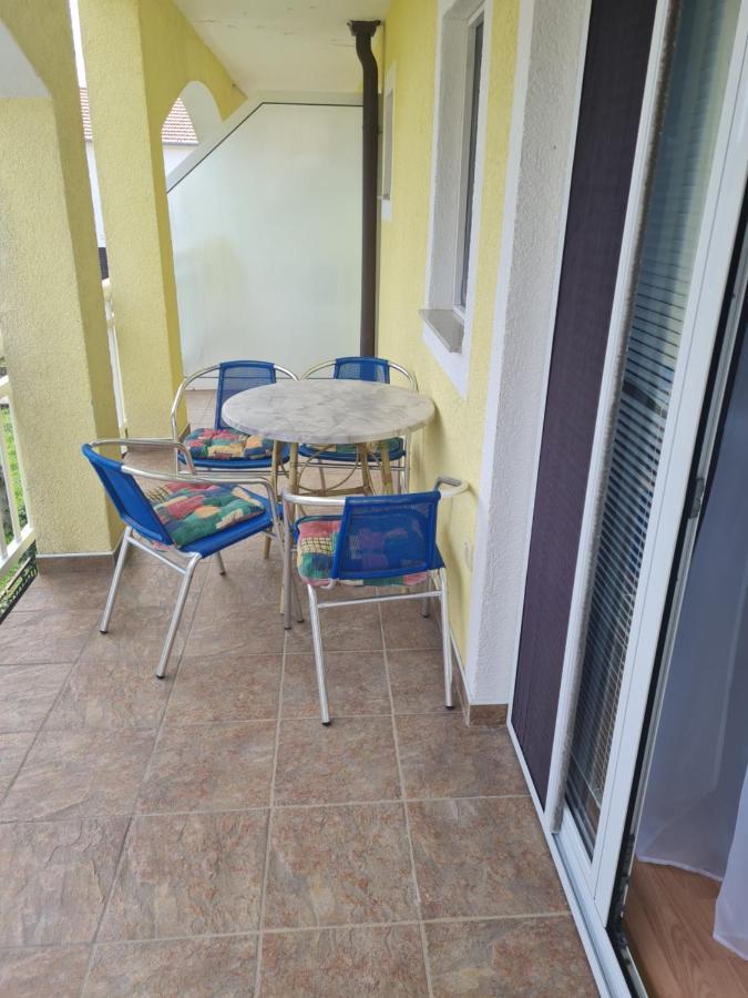 Apartments Bosnjak シベニク エクステリア 写真