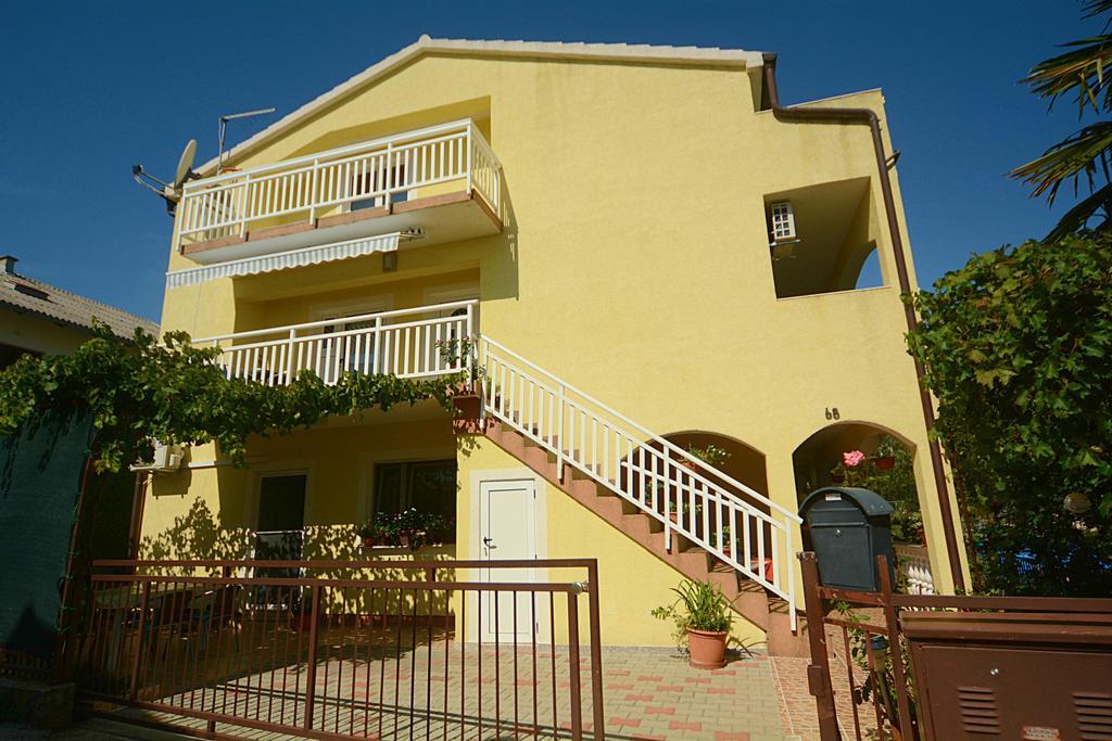 Apartments Bosnjak シベニク エクステリア 写真